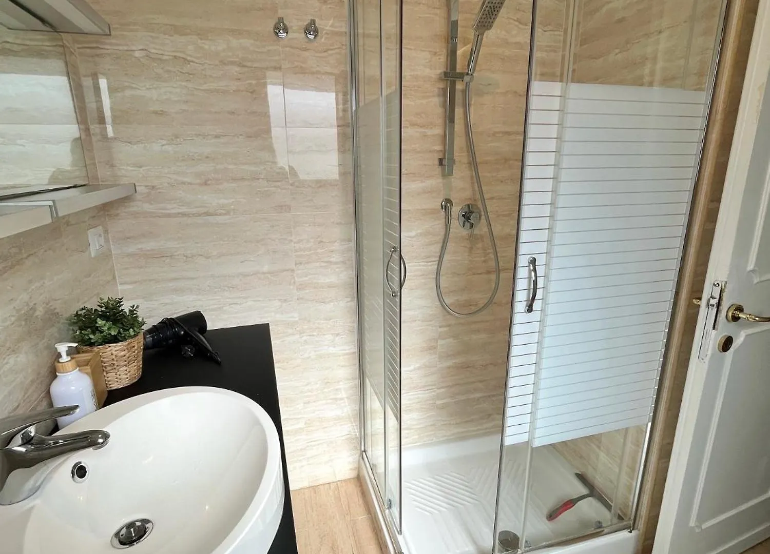Apartment Gieffeapart • Elegante Appartamento A Roma